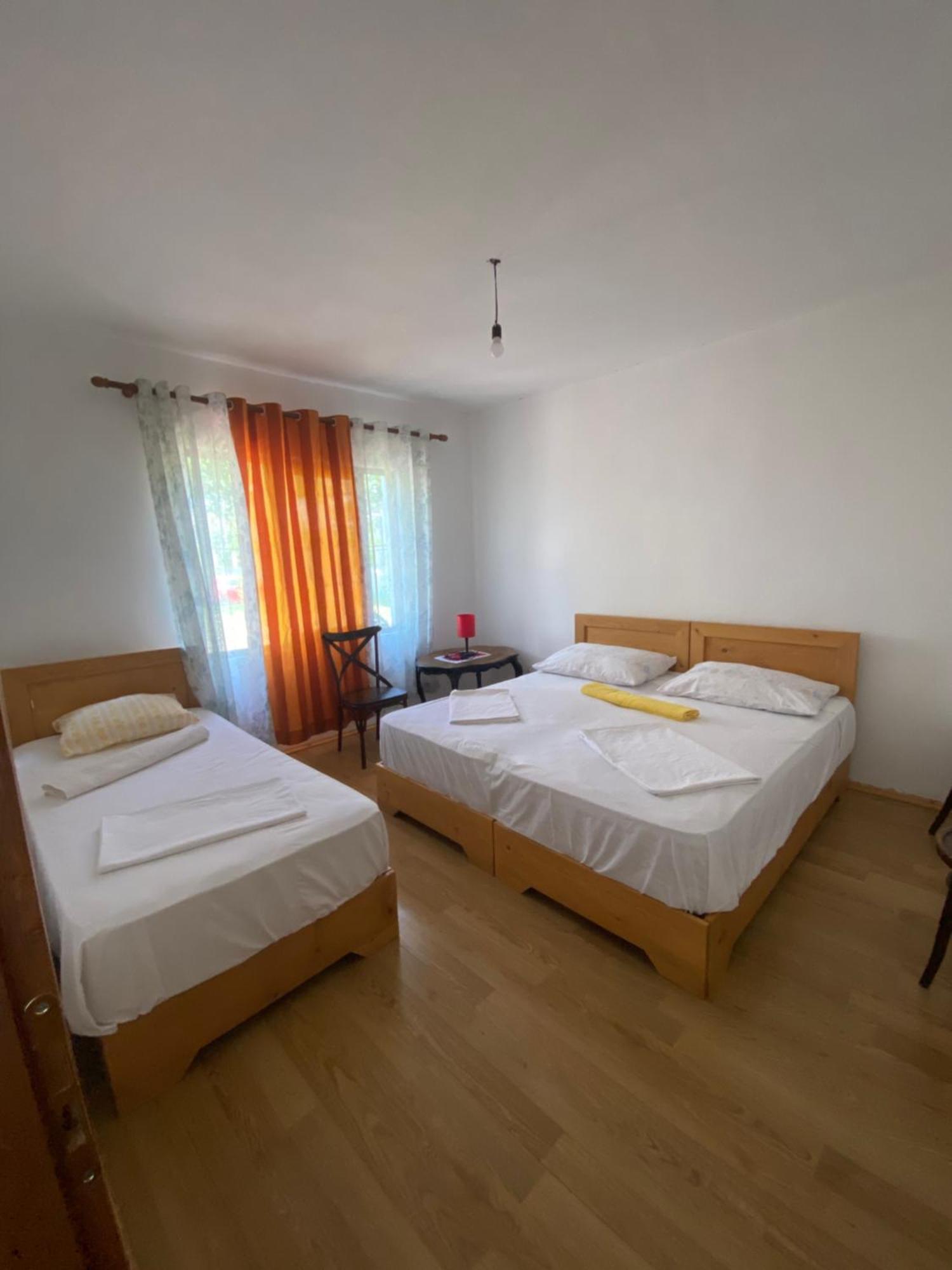 Rupa Guest House Camping Shkodra Kültér fotó