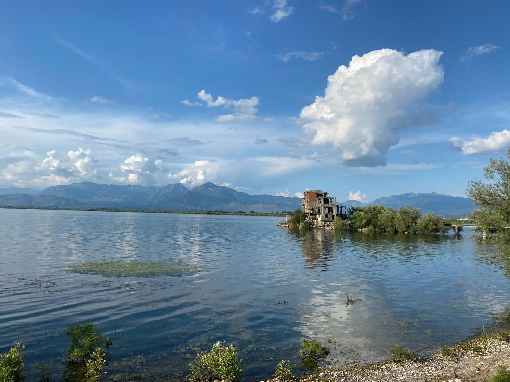 Rupa Guest House Camping Shkodra Kültér fotó